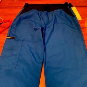 New with tag Cherokee flexible scrub pants size extra small